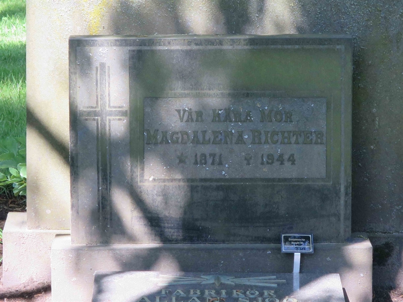 Grave number: HÖB 26    15