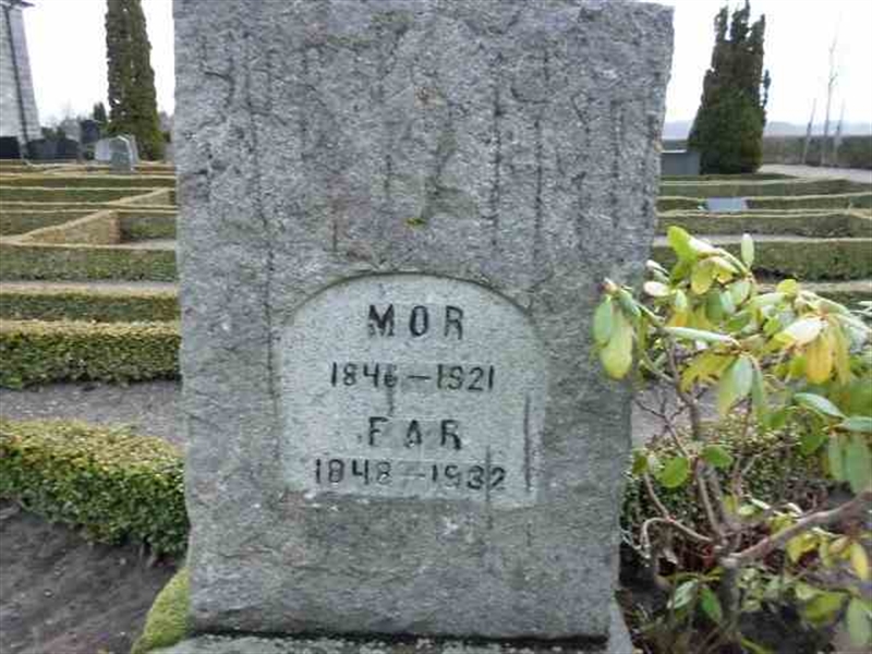 Grave number: VK 1 1045-1047