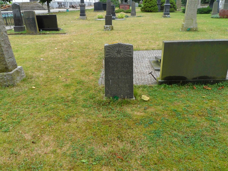 Grave number: SK B    35, 36, 37