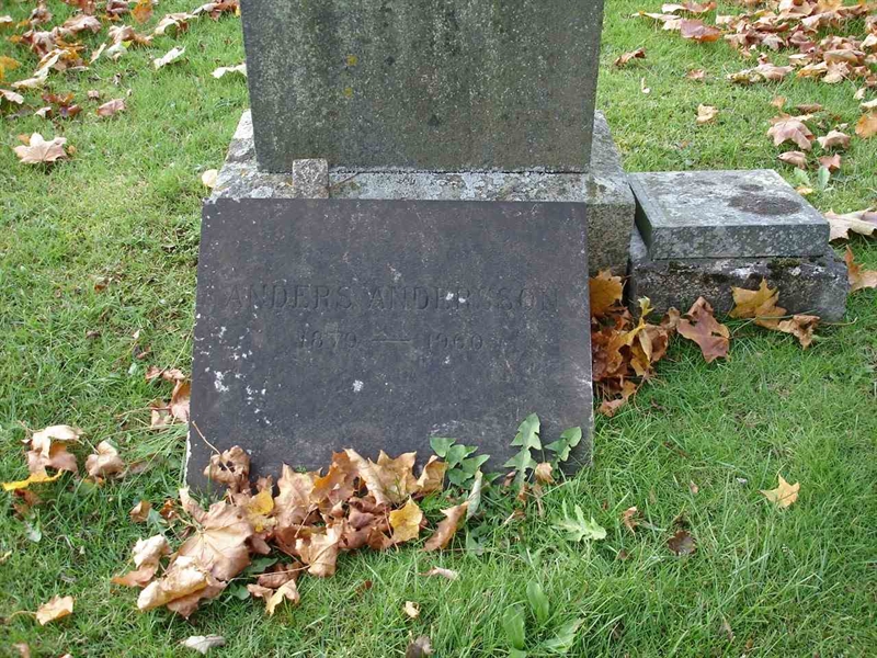 Grave number: FN L    29
