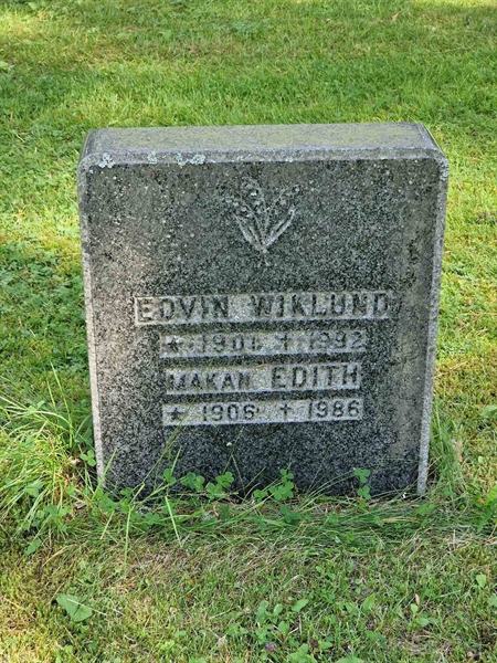 Grave number: 1 KV.8   447
