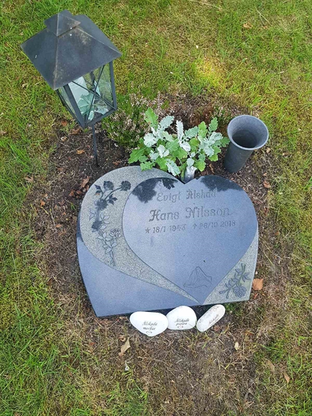 Grave number: 01  1973