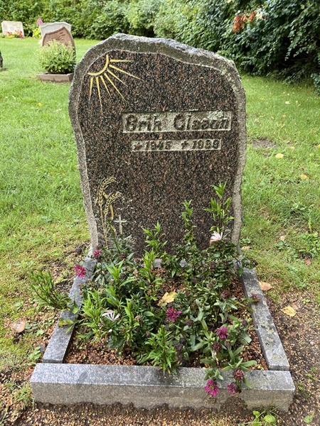 Grave number: 5 01   143