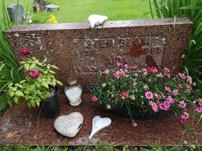 Hautatunnus: NK 12    12