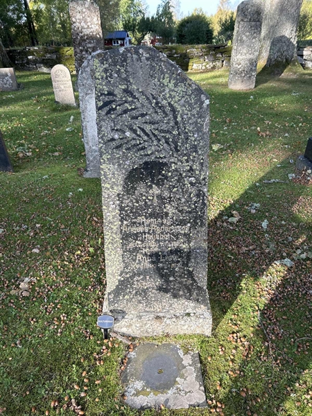 Grave number: T A A   128-129