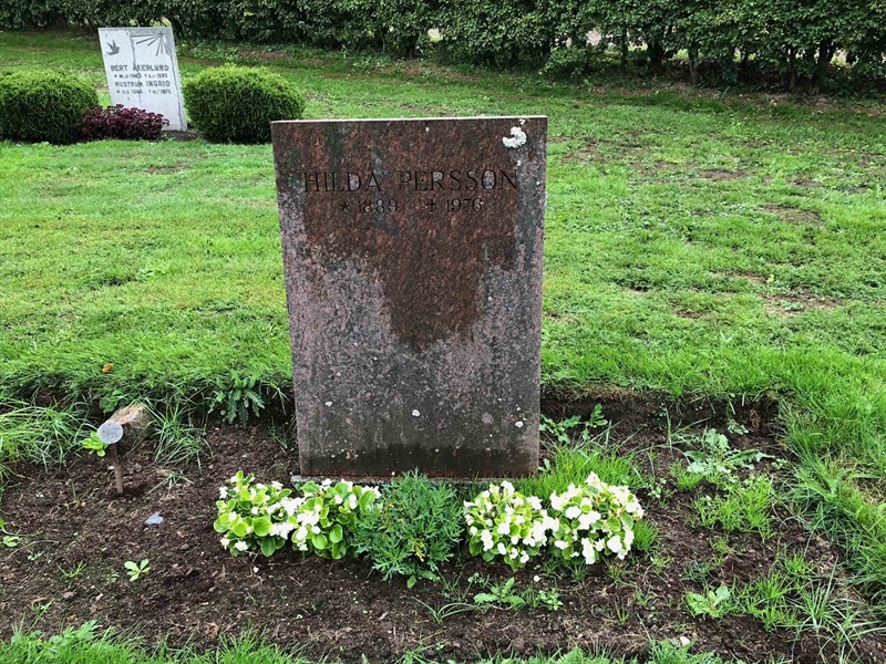 Grave number: Kå 47   175, 176