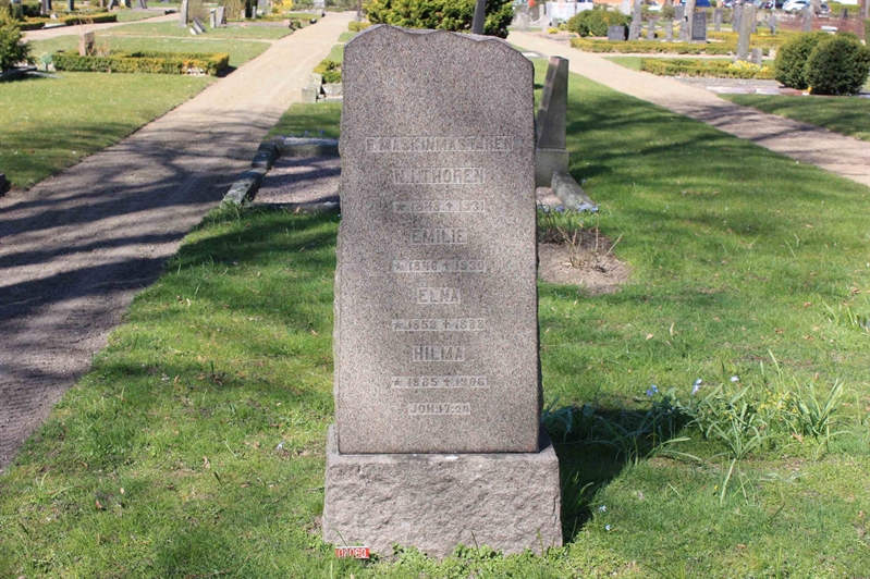 Grave number: Ö 08y    30, 31