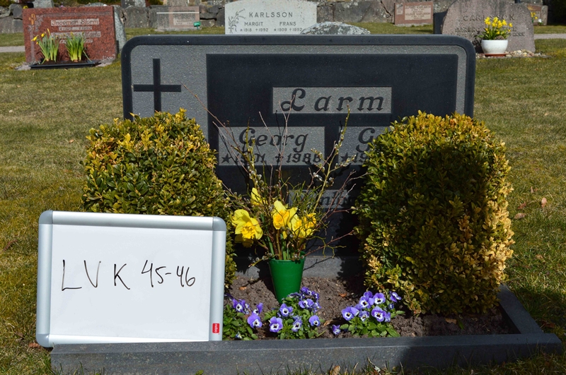 Grave number: LV K    45, 46