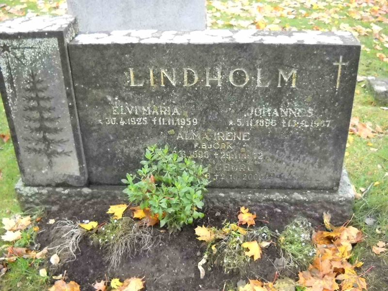 Grave number: 1 GA 02 84-86