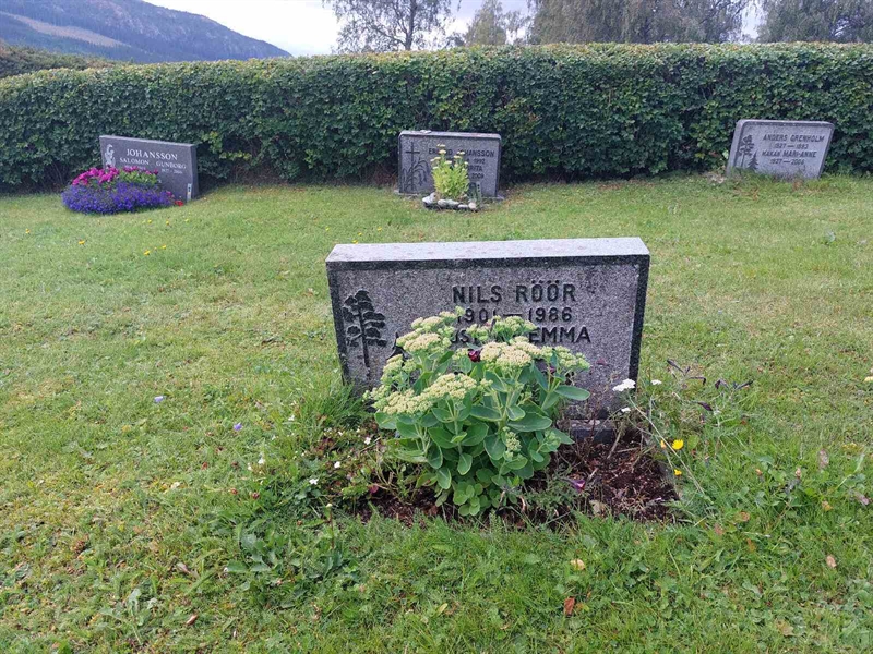 Grave number: K K   168, 169