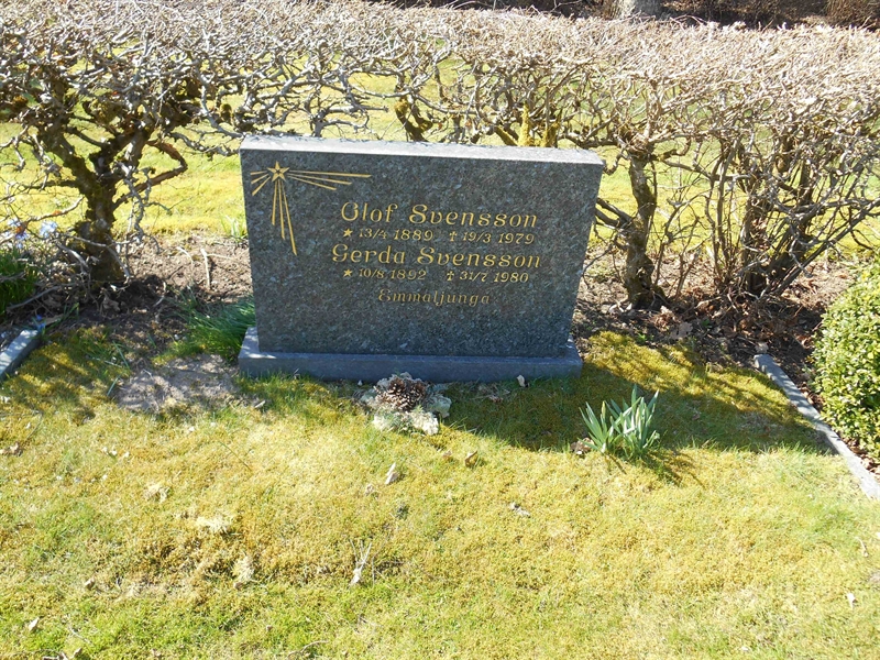 Grave number: Vitt VB2V    12, 13