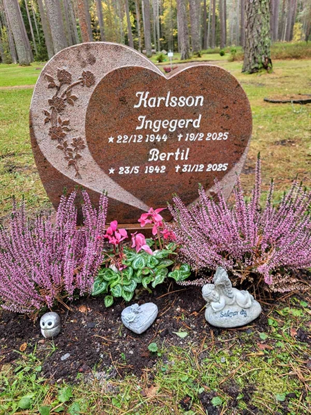 Grave number: H HD    92-93