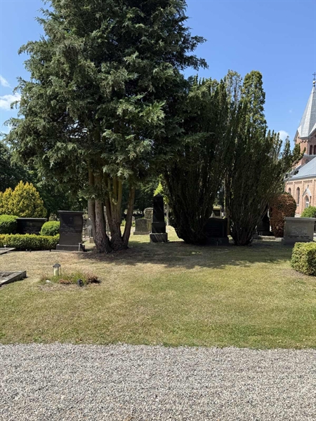 Grave number: TR 4 1   109