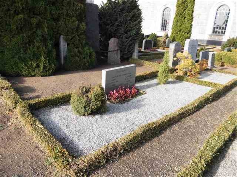 Grave number: VK 1 1238-1241
