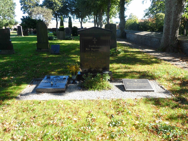 Grave number: SK F    13, 14, 15, 16