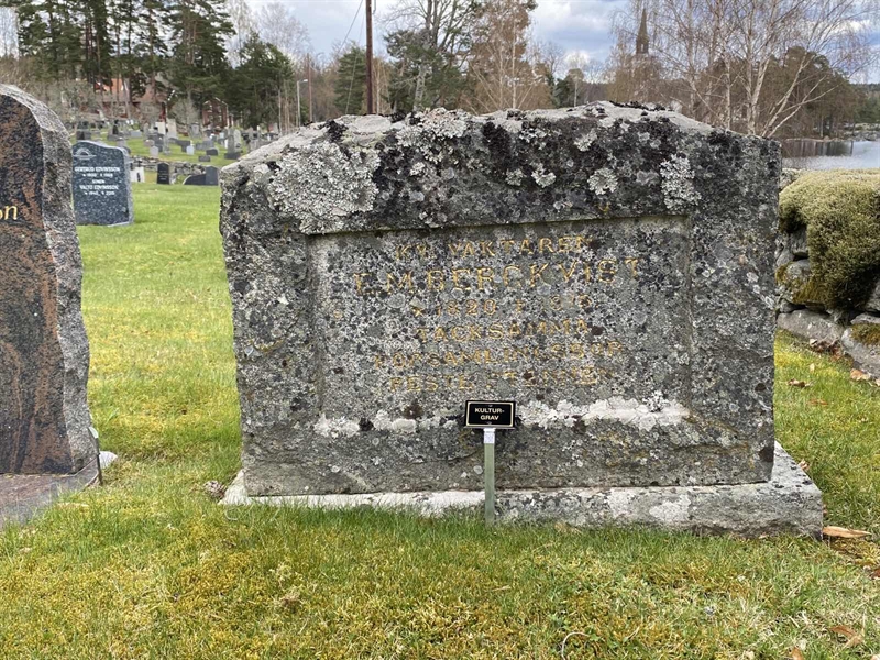 Grave number: 10 Vä 04    45