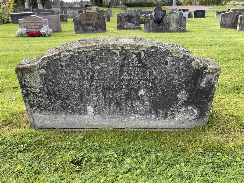 Grave number: 4 Me 11    60-61