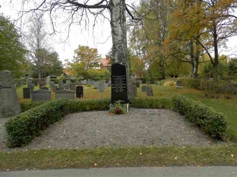 Grave number: 1 1  1098