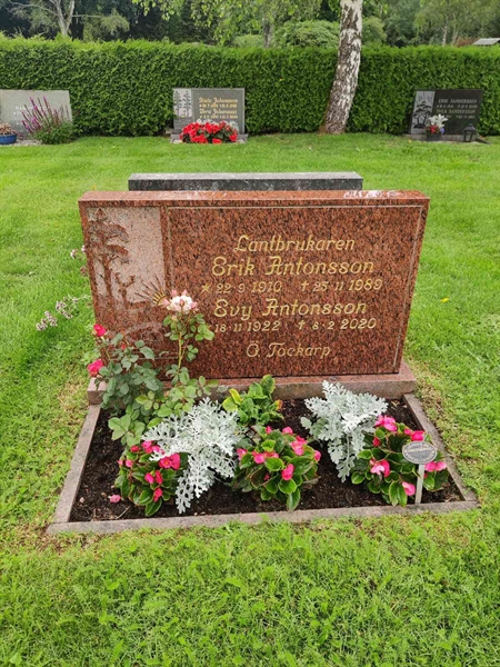 Grave number: VK I   113, 114