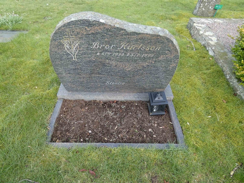 Grave number: BR G   142a