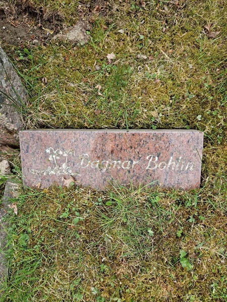 Grave number: 2 12 1471