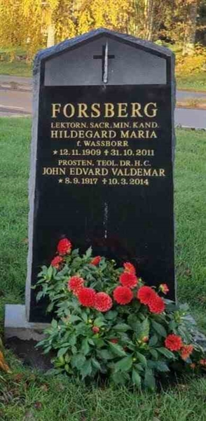 Grave number: 1 GB2 03     23B,    23C