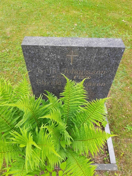 Grave number: M3 C    27, 28