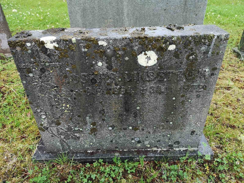 Grave number: NK 10    26