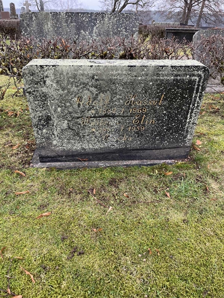 Grave number: Vårv Kv4 124+125