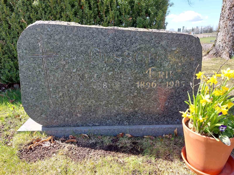Grave number: HV 25   52, 53
