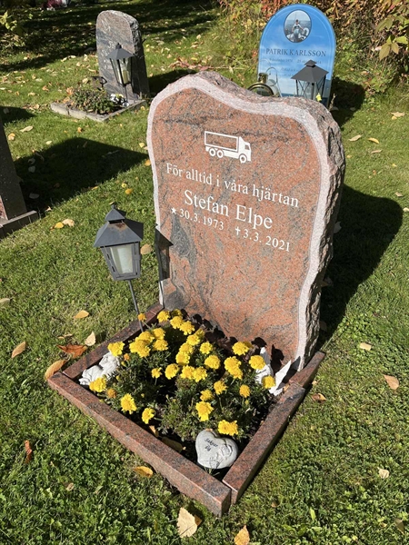Grave number: 30ST TALL    97
