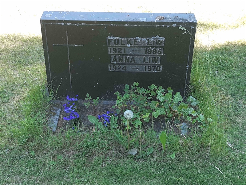 Grave number: JÄ 11    39