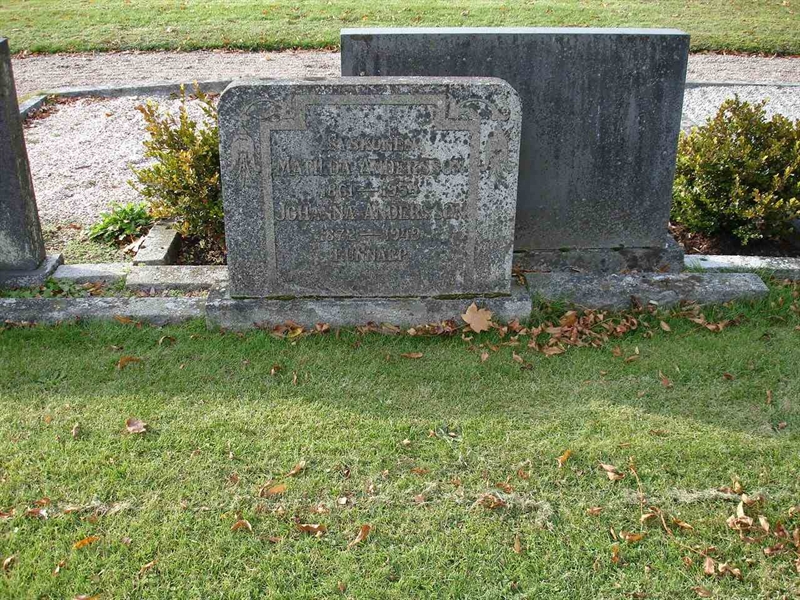 Grave number: FN R    29, 30