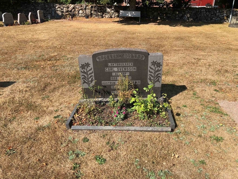 Grave number: Ko 01    89, 90