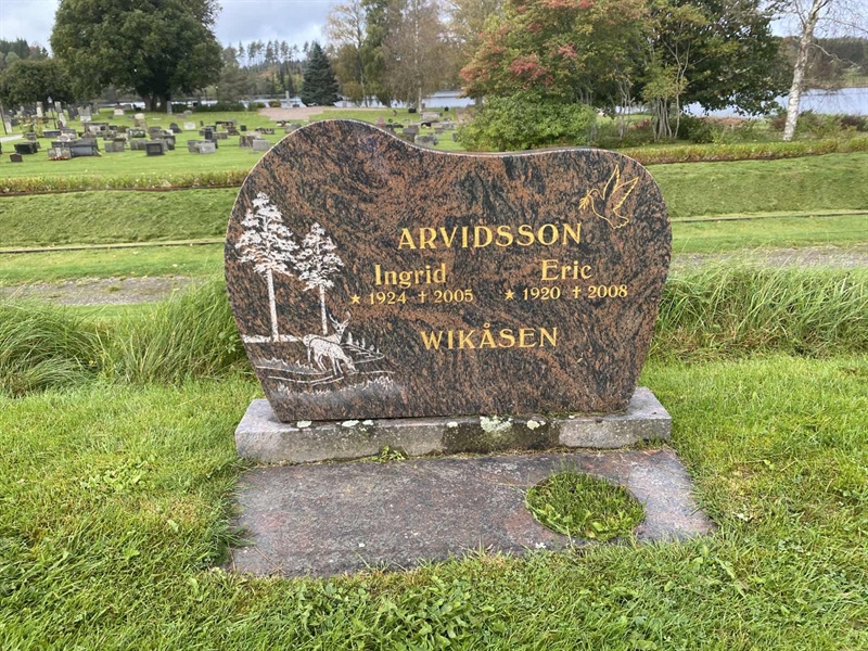 Grave number: 4 Öv 18    11