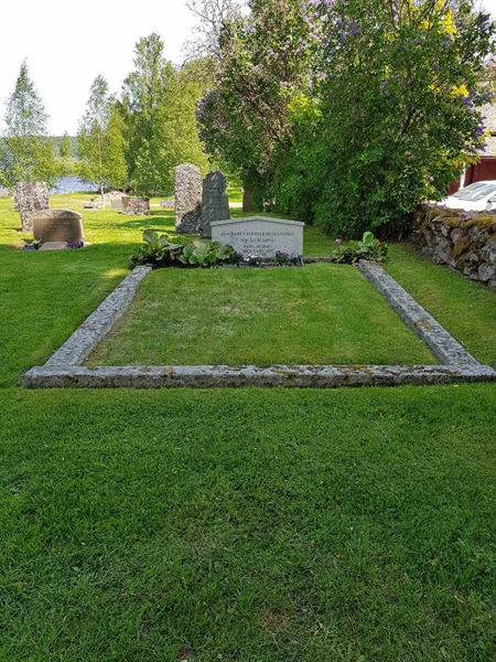 Grave number: kö 01 02    56-59