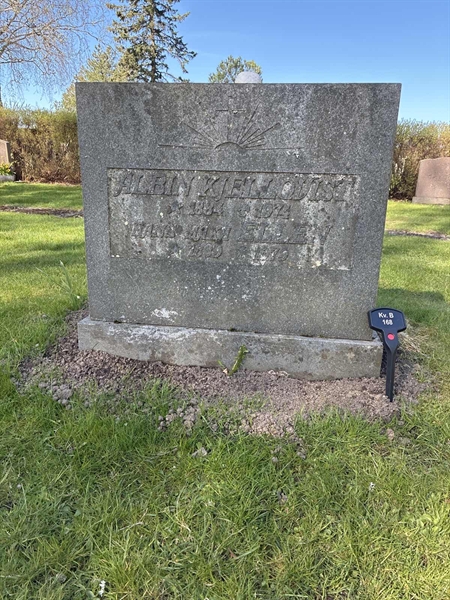 Grave number: 22 B   168