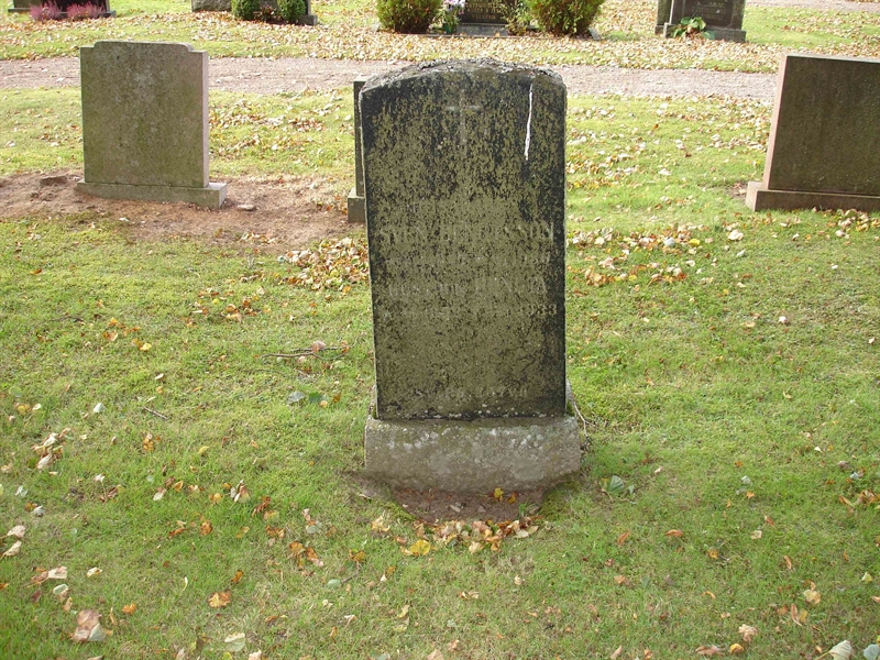 Grave number: HK C   272, 273