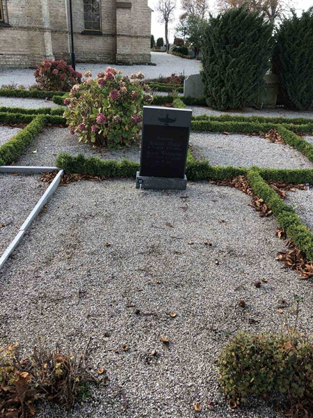 Grave number: UK 140    50