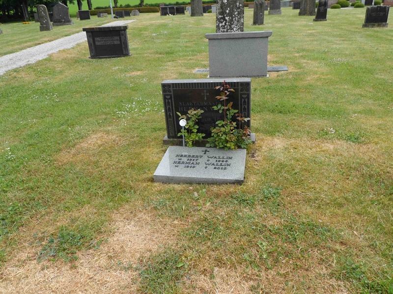 Grave number: ÖH E    21, 22