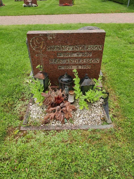 Grave number: VK I    43, 44