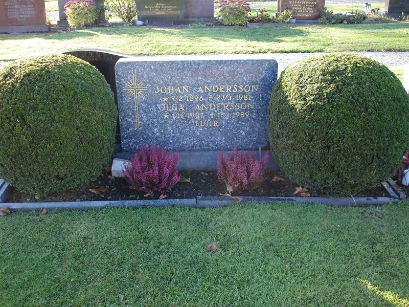Grave number: FG S    21, 22