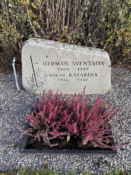 Grave number: 4 N ND   235