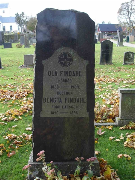 Grave number: FN L    21