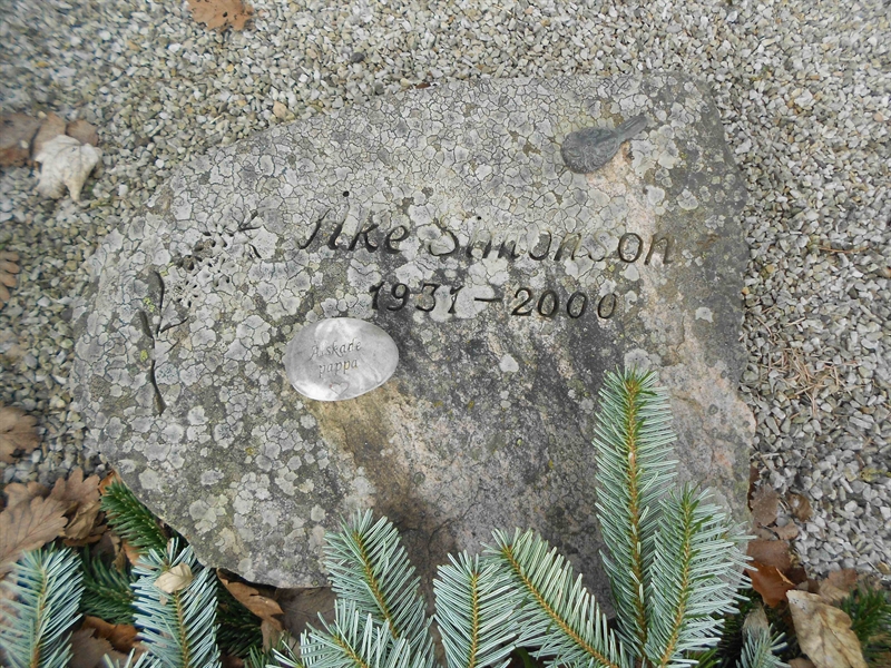 Grave number: NÅ M6    11, 12