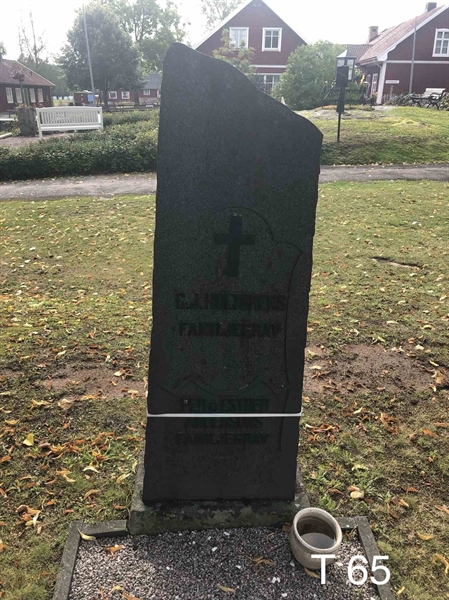 Grave number: AK T    65