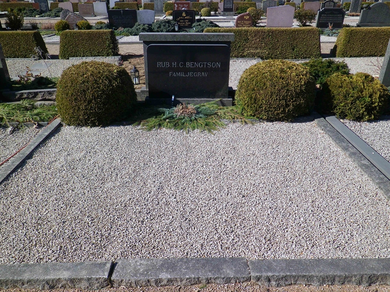 Grave number: OS E   360, 361, 362