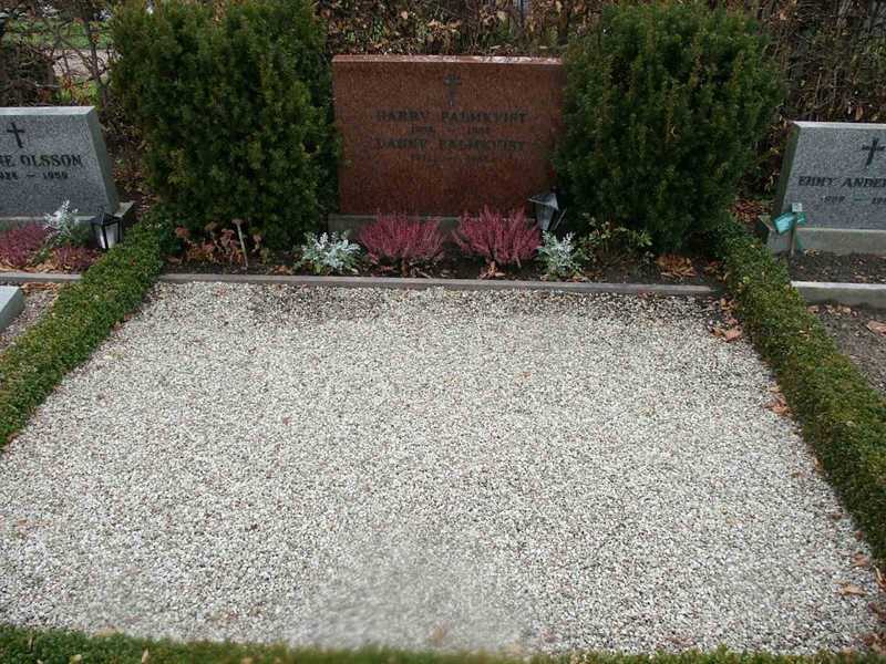 Grave number: KK NÖ F    11-12