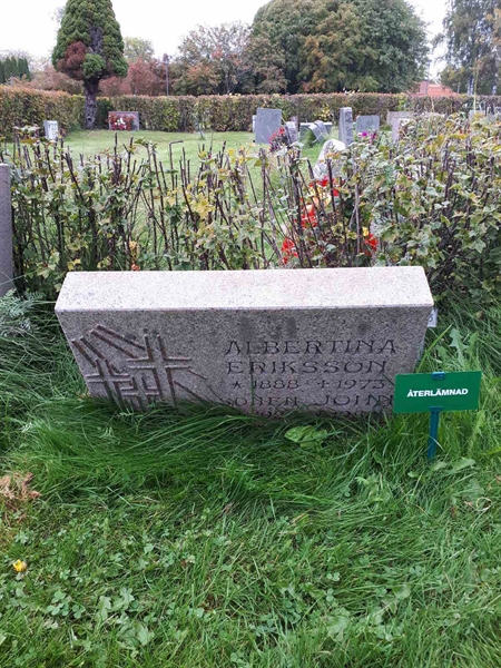 Hautatunnus: NK F B   983