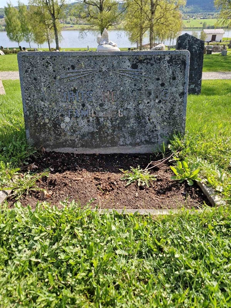 Grave number: 501 22 4527-4529